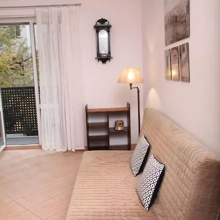 Poznanska 24, Comfort-plus Apartment, Centrum Apartmán Varšava