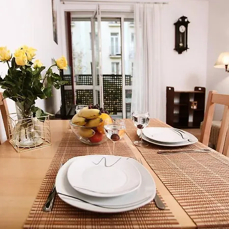 Poznanska 24, Comfort-plus Apartment, Centrum Lägenhet *