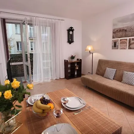 Poznanska 24, Comfort-plus Apartment, Centrum * 바르샤바